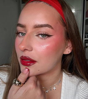 How to Choose the Right Lip Product for Everyday Use